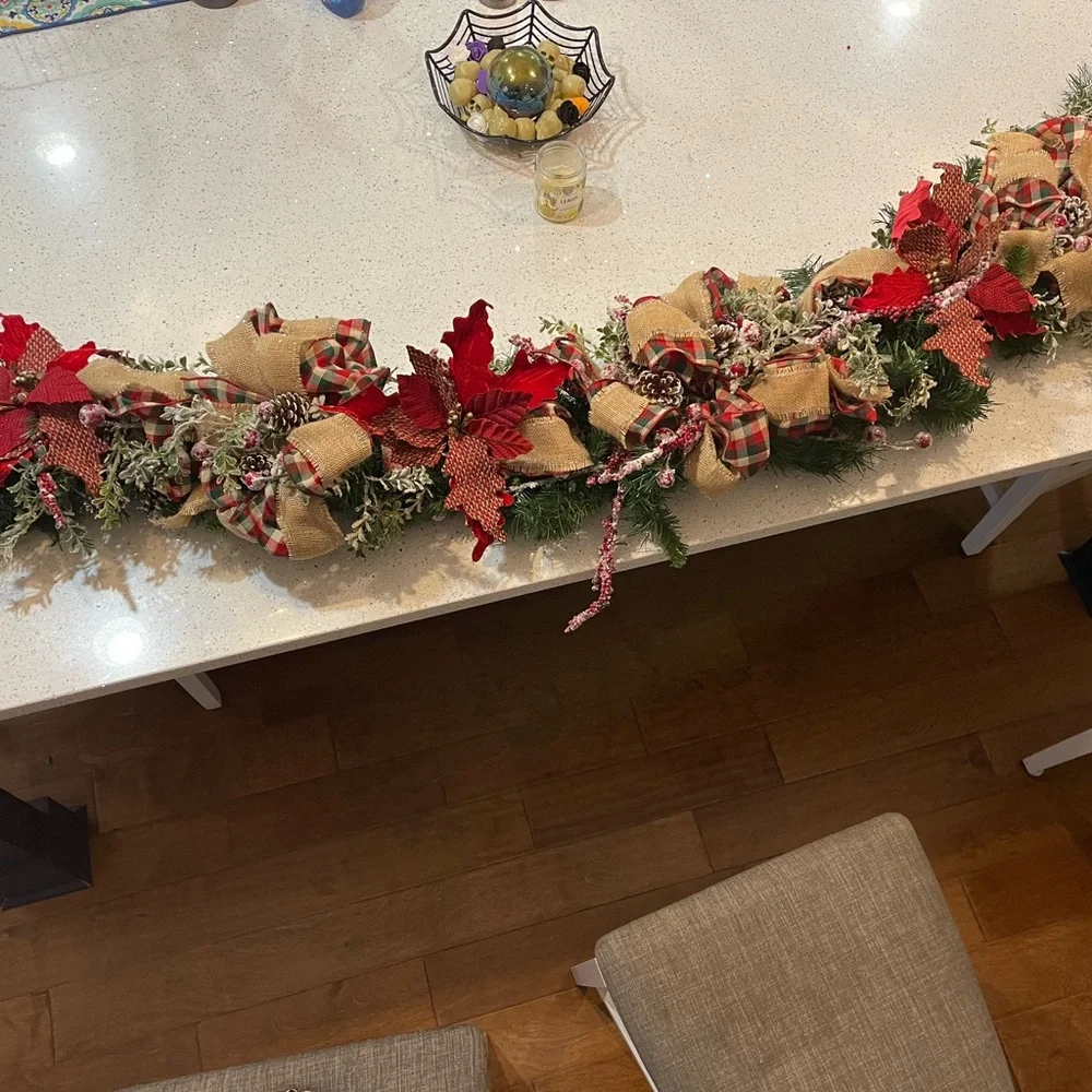Lighted Christmas Garland